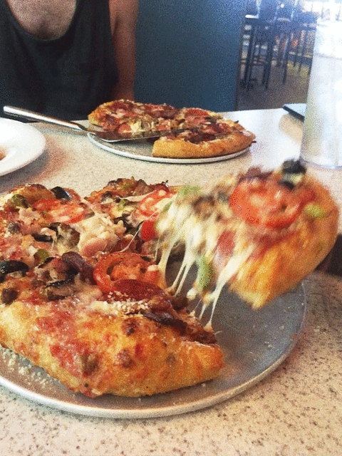 Melhores pizzarias no bairro Ouro Preto em BH