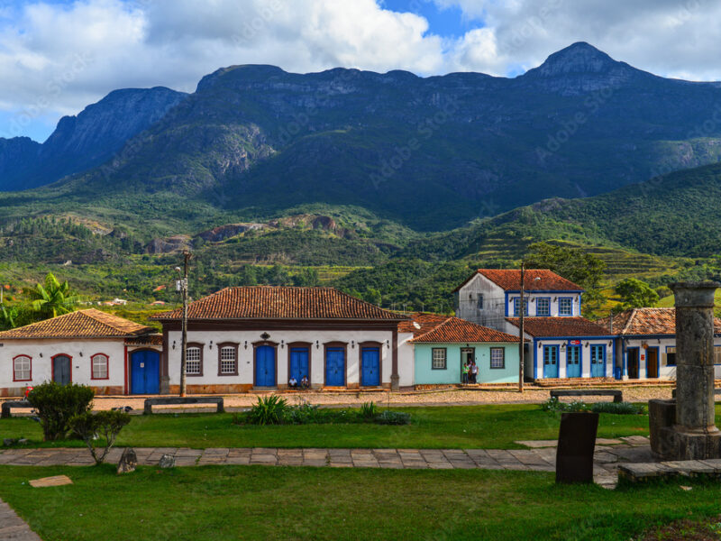 Catas altas : Na rota dos caminhos coloniais